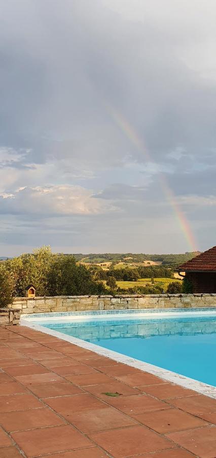 Domaine D'En Naudet Bed and Breakfast Teyssode Buitenkant foto